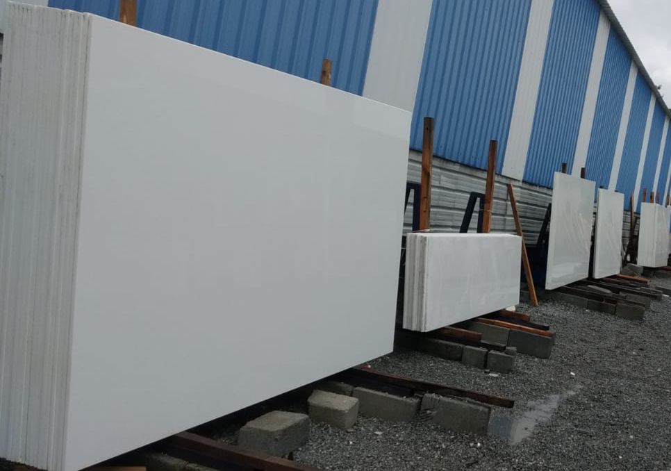 Nano White